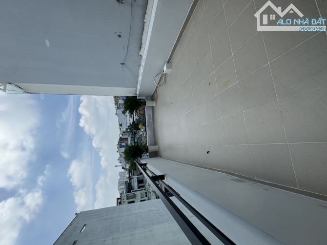 Nhà mới tinh ngay Đặng Nguyên Cẩn 3.5mx25m giá 7.98tỷ - 7