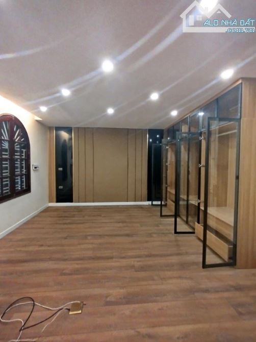 BIỆT THỰ LIỀN KỀ 256m2/4Tầng Full nội thất hiện đại thang máy nhập khẩu xịn xò - 7