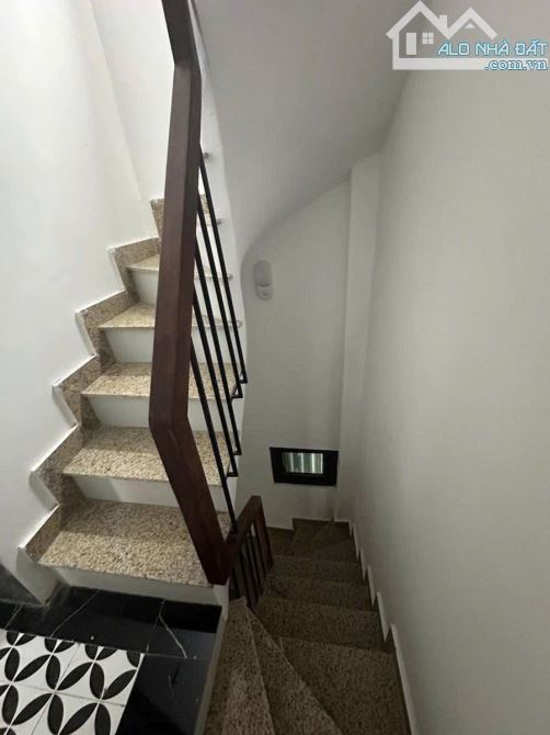 BÁN TÒA CĂN HỘ 7 TẦNG THANG MÁY KHÂM THIÊN ĐỐNG ĐA , 5PN KHÉP KÍN DÒNG TIỀN GẦN30TR/THÁNG - 7