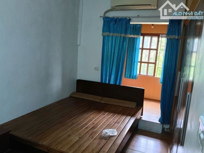 Cho thuê căn hộ phố Đại An, Hà Đông. 70m2, 2 ngủ. đủ đồ cơ bản. 10tr. - 7