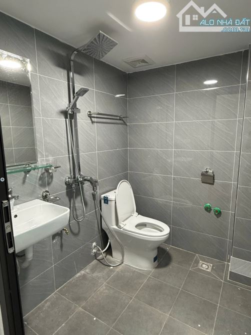 Bán gấp nhà riêng 43m , 5 Tầng, 4 ngủ + wc . Tứ Hiệp - Thanh trì - Hà Nội .giá 8.7 tỷ - 7