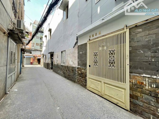 BÁN NHÀ HẺM XE HƠI BÀNH VĂN TRÂN 4 TẦNG 5,3X12 NGAY CMT8-CV LÊ THỊ RIÊNG CHỈ 10,4 TỶ - 8
