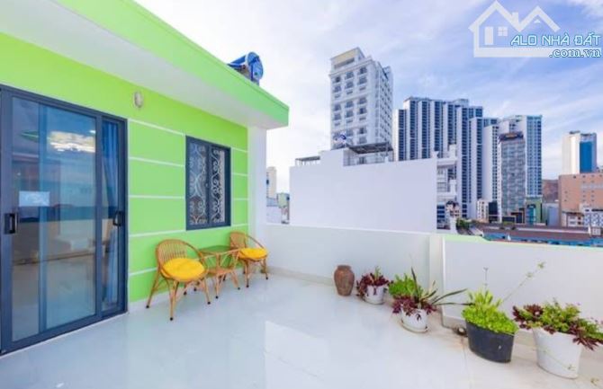 Bán tòa Nhà Căn Hộ sát Biển Hòn Chồng - 8