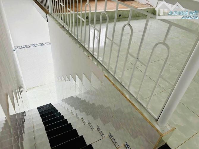 Bán nhà mặt tiền Bà Điểm Hóc Môn 6x20 ( 119m2 ) 820 TRIỆU Sổ hồng riêng đầy đủ - 8