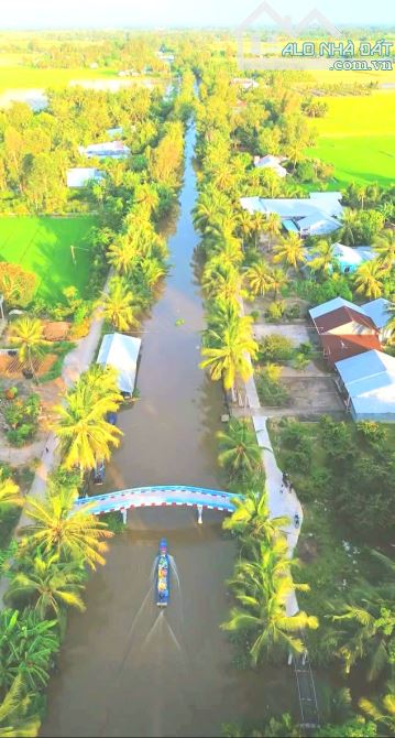 Siêu phẩm, Chỉ 759tr sở hữu 1164m2 đất vườn View Kênh - 8