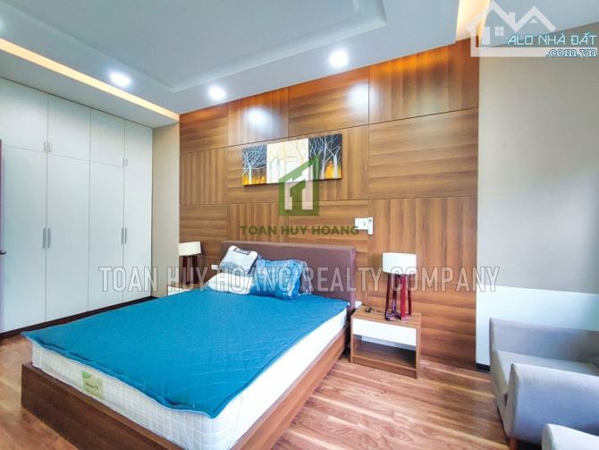 Nhà 4 tầng, 5 phòng ngủ, khu Nam Việt Á - B467 - 8