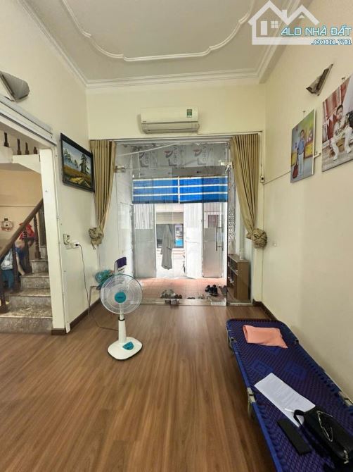 PHÂN LÔ ĐỐNG ĐA – NHÀ LÔ GÓC NGUYỄN CHÍ THANH – 48M² – 4 TẦNG – Ô TÔ TRÁNH – GIÁ 22 TỶ - 8