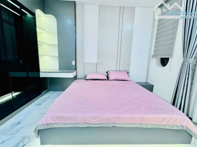 Bán Nhà HUỲNH VĂN NGHỆ, 4m x 17m, Hẻm xe hơi, 4 Tầng, 1 Sẹt, 8 Tỷ 3 TL - 8