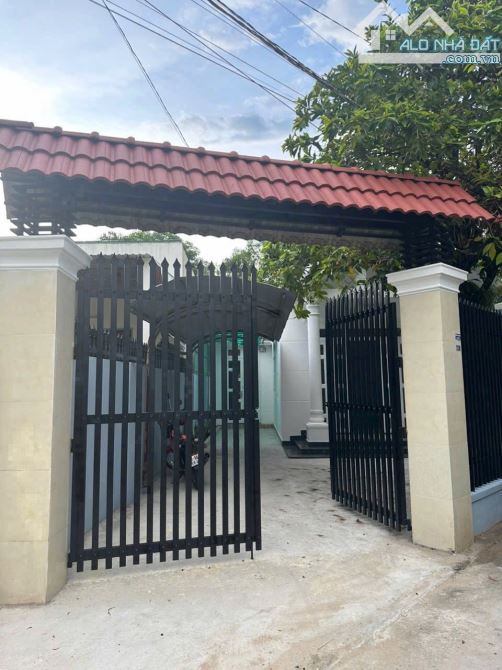 NHÀ RẺ TÂN AN 8 x 20 m – TC full, tổng DT 200 m² - 8