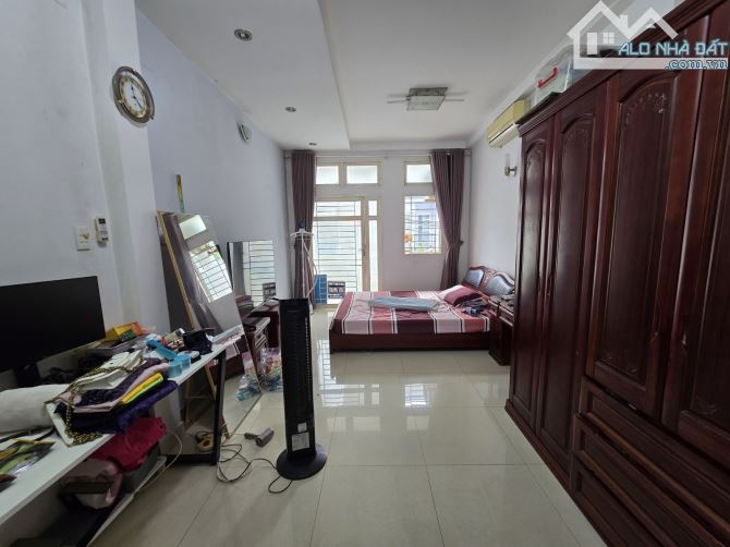 🏡 BÁN NHÀ DƯƠNG BÁ TRẠC – P.1, Q.8 🚘 Ô tô đậu trong nhà – diện tích hiếm gần 100m² 💰 - 9