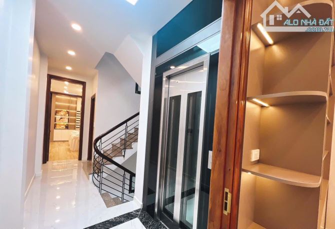 VINCOM LIỄU GIAI - BA ĐÌNH _ 55M2_ 5 TẦNG THANG MÁY_ MẶT PHỐ KINH DOANH SẦM UẤT_ 26.5 TỶ - 9