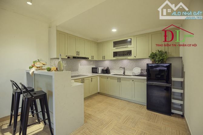 Bán biệt thự Đà Lạt, mặt tiền Nguyễn Trung Trực, DT 357m2, 3 tầng, 4PN, giá 28 tỷ #2267 - 9