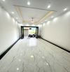 BÁT KHỐI_LONG BIÊN : NHÀ MỚI _6 TẦNG_GARA ĐỂ Ô TÔ_DT 42M_ GIÁ 9 TỶ