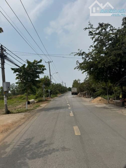 Bán đất mặt tiền Duyên Hải, Long Hòa, Cần Giờ: 12 x 85= 1.018m2, giá 28,5 tỷ.