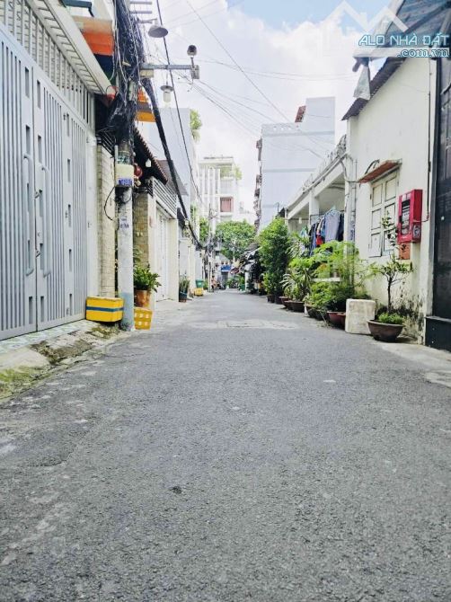 Bán nhà HXH , Vườn Lài, Luỹ Bán Bích, Tân Phú , 45m2, 3 tầng, giá 6,78 tỷ