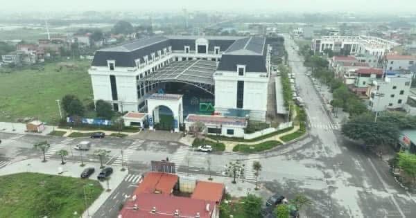 BÁN 54,1M2 CỔ DƯƠNG - TIÊN DƯƠNG        Mặt tiền 4m88. Nở hậu 5m32.      Đường thông ô tô