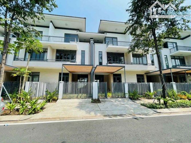 Cần tiền làm ăn bán gấp trong tuần căn nhà phố Lavia, Phước Kiển, Nhà Bè