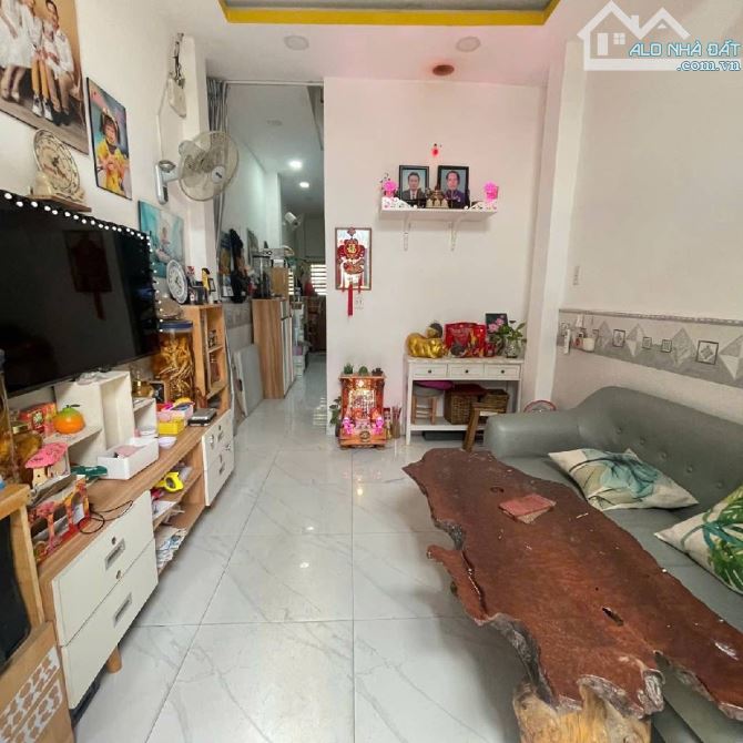 🔥HI.Ế.M🔥 NHỈNH 3TỶ - NHÀ 3TẦNG - 32M2 - SHR HC - PHƯỚC KIỂN 🎉🏡🏡