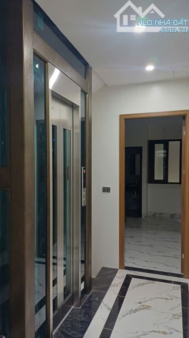 Bán nhà Phố Đa Sỹ, Hà Đông, 60m2x5T, Giá 9.5 tỷ, Xây mới full đồ, Thang máy nhập khẩu