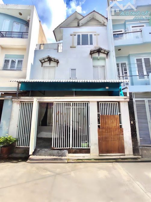 Quận Gò Vấp-Nhà đẹp-Hẻm ô tô 7M-Gần EMART-Phạm Văn Chiêu-P14-118m2 nở hậu-6,5/8,5x16-3tầng