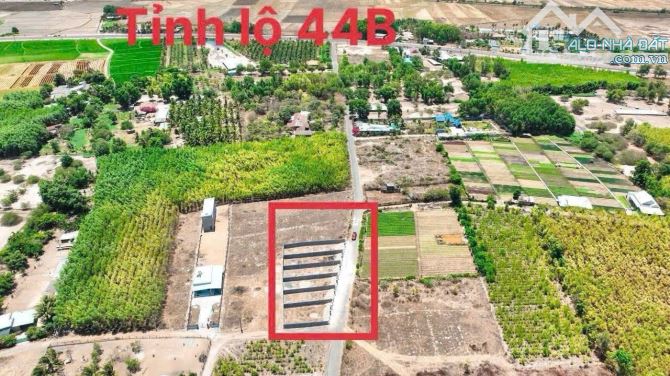 Em còn 2 lô này Thị trấn Phước Hải sổ sẵn.  👉👉👉Đã xây rào kiên cố 🌈DT 253m2 -ngang 8x2