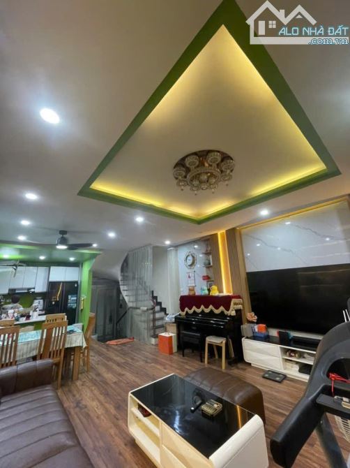 🏡 Nhà phố Tô Ngọc Vân, 7 tầng thang máy, ngõ sáng thoáng, 13,2 tỷ 🏡