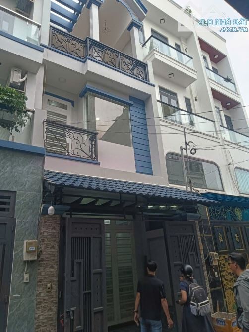 🇻🇳Bán nhà đẹp lung linh, 3 tầng, ngay Liên khu 4-5, Bình Tân.