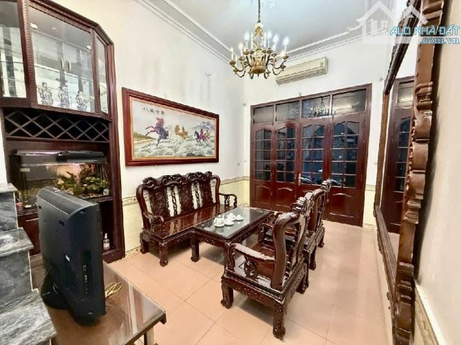 BÀ TRIỆU-HÀ ĐÔNG 45/60m-LÔ GÓC HIẾM–DÂN XÂY-OTO QUA CỬA-FULL NỘI THẤT–GIÁ TỐT