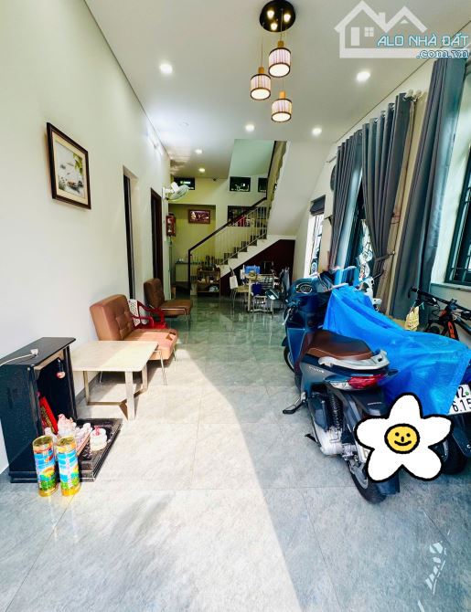 Bán nhà xe hơi đỗ cửa tại Nguyễn Bỉnh Khiêm cạnh Phú Nhuận, 60m2 4 lầu, nhỉnh 10T