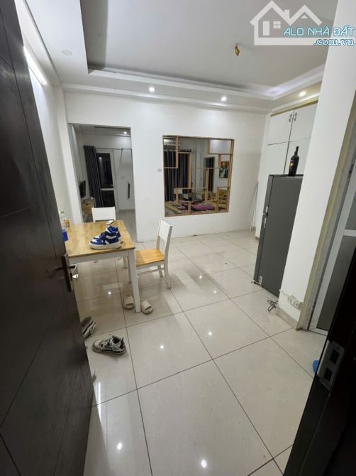 Cho thuê CHDV ở 189 Hoàng Hoa thám 60m2 x 5,5 tầng, phù hợp bán ngắn ngày