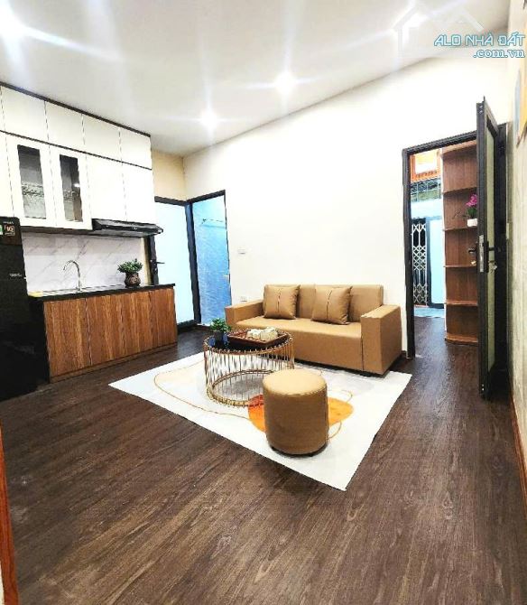 BÁN NHÀ TẬP THỂ LÊ GIA ĐỊNH (Q.HAI BÀ TRƯNG) - 26/40M2 (Sổ đỏ riêng) 2 NGỦ 2WC NHỈNH 3 TỶ
