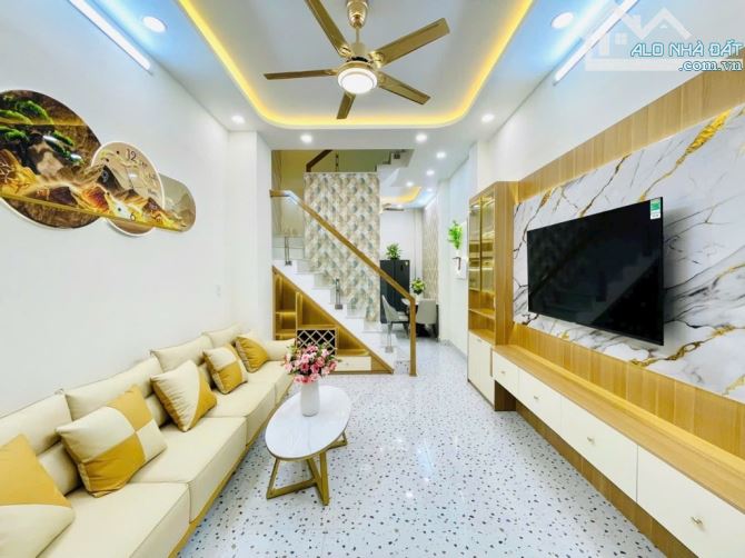🏡 Nhà Mới 4 tầng PHẠM VĂN CHIÊU dt 37M2 hẻm 3m thông bàn cờ