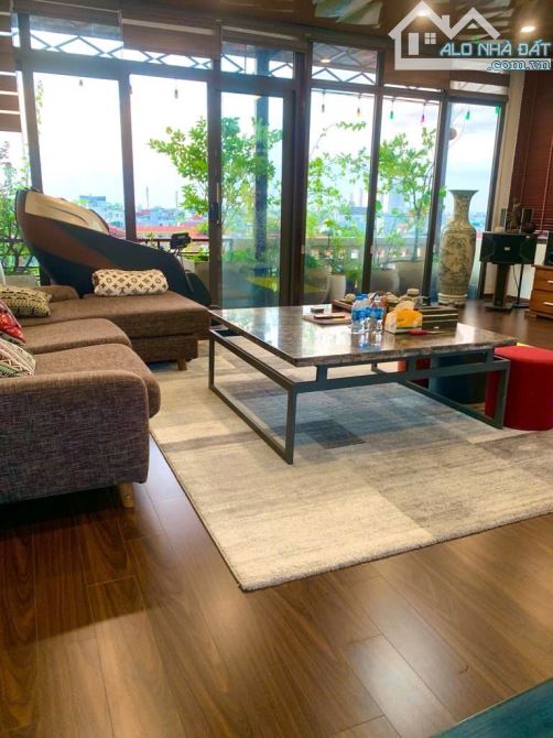 Bán gấp biệt thự 7 tầng thang máy ô tô tt uỷ ban công viên ngọc thuỵ