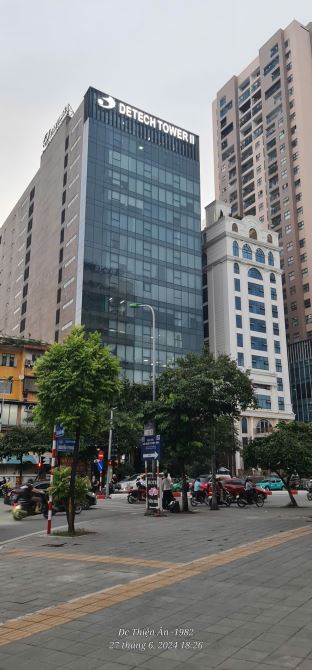 Toà nhà 8 tầng mặt phố Láng- Cầu Giâý. Lô góc, vỉa hè rộng, KinhDoanh đẳng cấp. 50m- 36tỷ