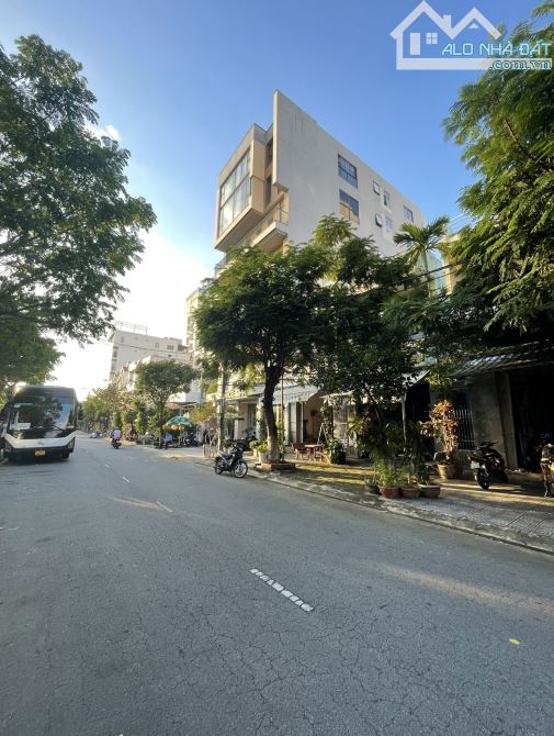 🎖️ Nhà 3 tầng mặt tiền Nguyễn Công Sáu - Đường thông Hồ Nghinh - Gọi Bi