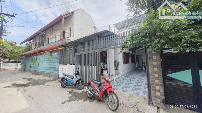📌 BÁN ĐẤT TẶNG NHÀ CẤP 4 – CÁCH CHỢ VĨNH HẢI CHỈ VÀI BƯỚC CHÂN!