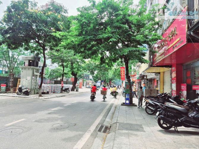 6 tầng thang máy xây mới, 15m Phố Đội Cấn, full nội thất từng phòng thông, 46m2. Giá 15 tỷ