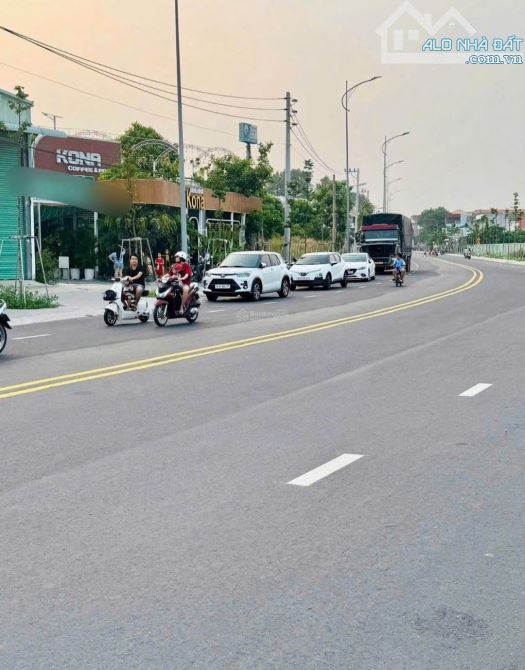 100M2 ĐẤT GIÁ RẺ LÔ ĐẤT NẰM KẾ NHÀ MÁY LEGO, GẦN KCN ViSIP MÀ CHỈ 830TR