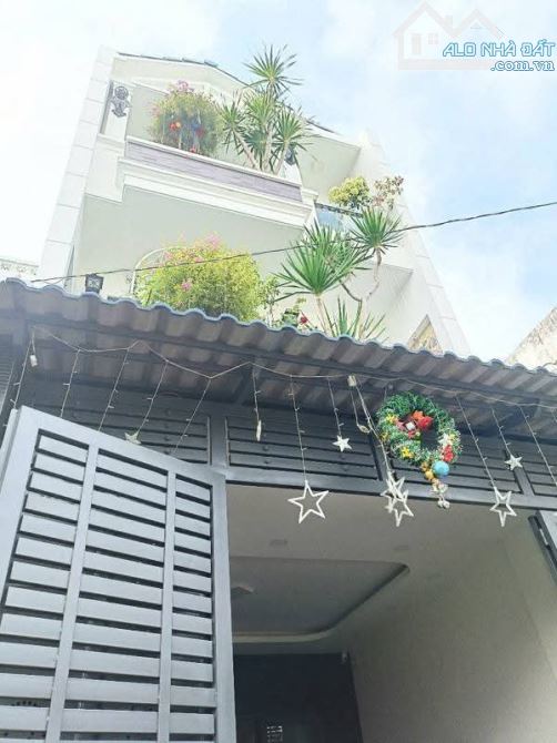 GIẢM 200 TR CHO CĂN NHÀ VŨ HỒ BIỂU CHÁNH, QUẬN 3 - GIÁ: 5.16TỶ/ 5,1Mx12M. SỔ SẴN HOÀN CÔNG