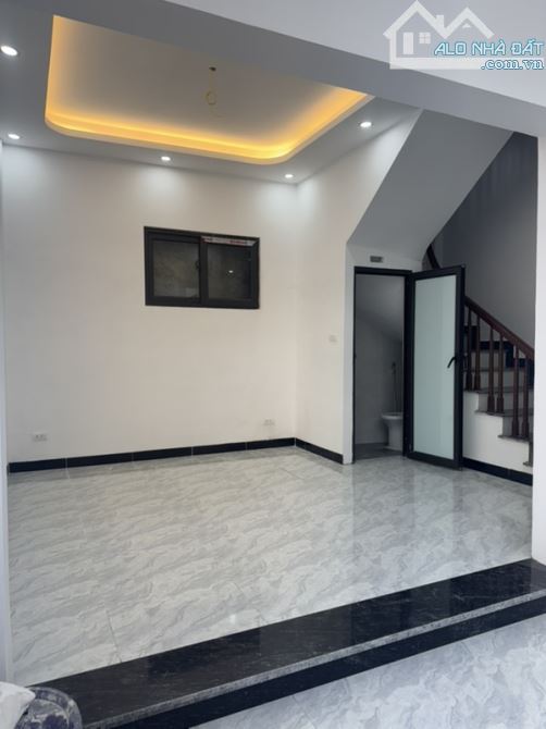 NHÀ MỚI KOONG, NGÕ Ô TÔ, NGUY TRUNG TÂM NGỌC HỒI