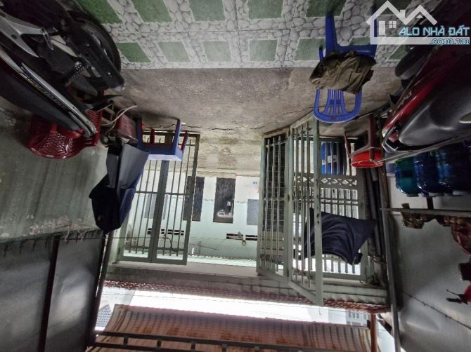 GẤP BÁN GIẢM 300TRIỆU,  NHÀ ĐẸP LINH XUÂN  108M2(6❌18M),3PN-N.H.Ỉ.N.G 3 T.Ỷ