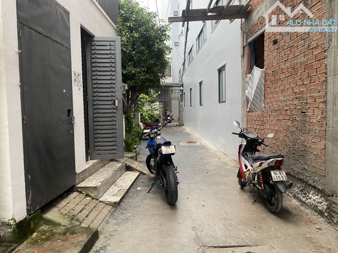 SIÊU PHẨM MỚI XÂY - 5 TẦNG - Ô TÔ NGỦ TRONG NHÀ NGUYỄN TƯ GIẢN GÒ VẤP CHỈ 7,08 TỶ.