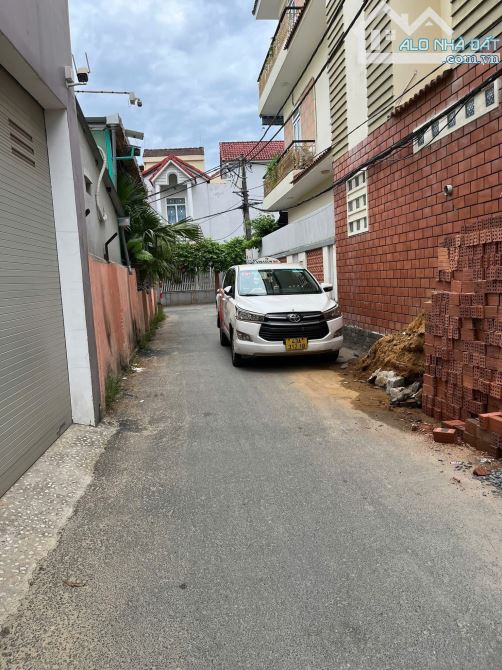 Bán nhà cấp 4 góc 2 mặt kiệt oto Lê Vĩnh Huy. Dt 75m2 gần công viên, chợ Hoà Cường,Tiểu La