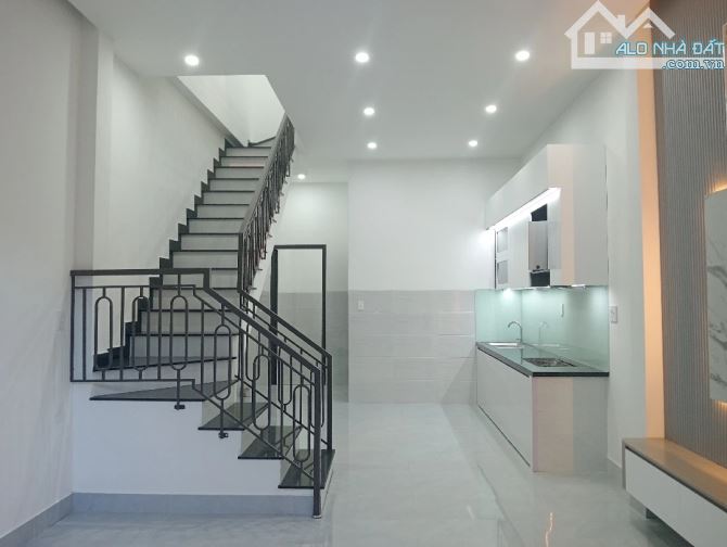 SIÊU PHẨM 2 TẦNG 2 MÊ – FULL NỘI THẤT, VÀO Ở NGAY