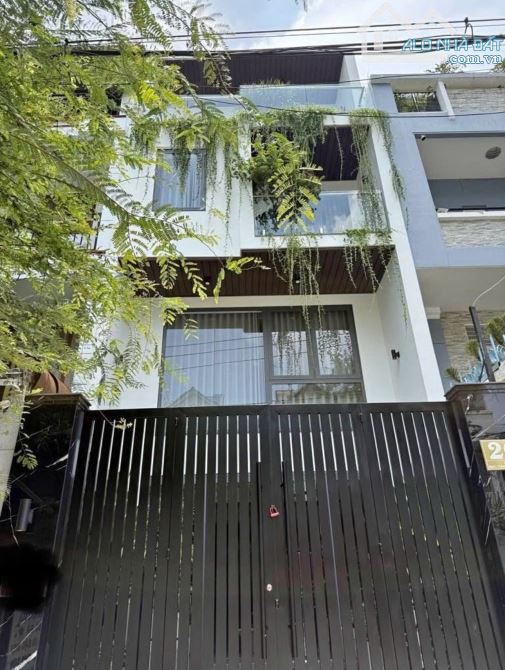 CHỦ NGỘP BÁN GẤP NHÀ TRẦN QUỐC TOẢN, QUẬN 3. GIÁ 4TỶ690/71,5M2. ĐANG CHO THUÊ 36 TRIỆU/TH