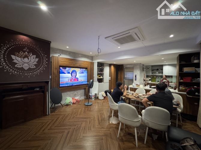 MỸ ĐÌNH: 50M2 7 TẦNG THANG MÁY, LÔ GÓC 2 MẶT NGÕ, KINH DOANH BẤT CHẤP, DT600 TRIỆU/NĂM