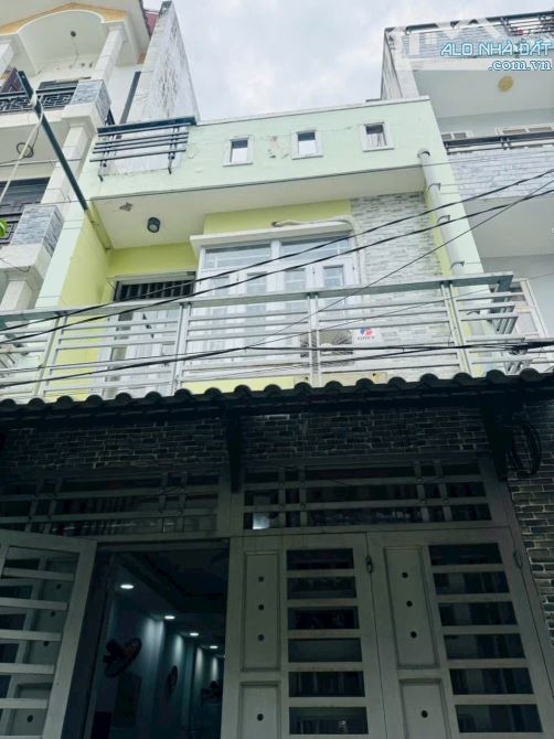 BÁN NHÀ--GIÁ:4.99 TỶ--ĐƯỜNG PHAN HUY ÍCH, P14