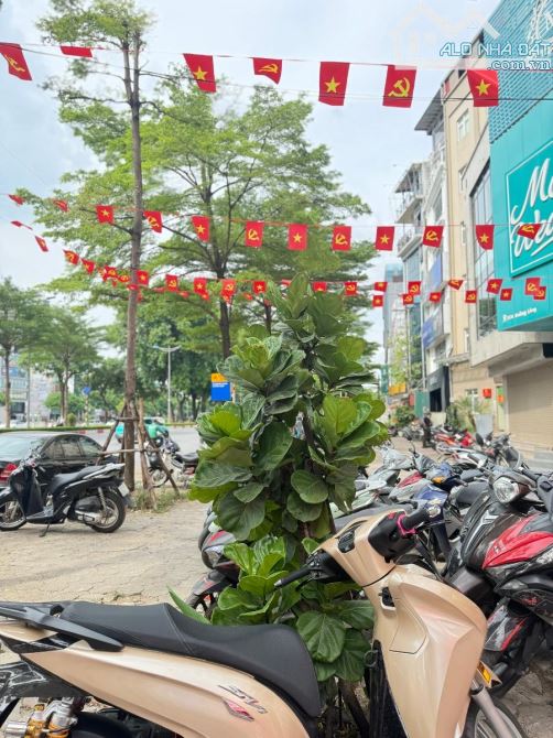🏢 BUILDING MẶT PHỐ ĐƯỜNG LÁNG – DT 50m² – MT 5m – 8 TẦNG – GIÁ 36.5 TỶ 🏢