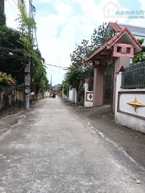 Mảnh đất siêu đẹp ô tô đỗ cửa 👉 chương dương -thường tín