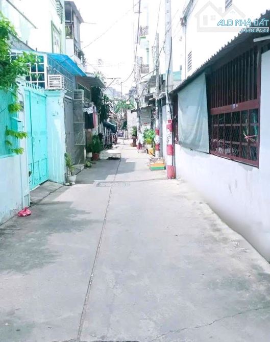GIẢM SỐC CÒN 5.8 TỶ – NHÀ ĐẸP NGANG 5M, – NGUYỄN VĂN SĂNG- TÂN SƠN NHÌ – KHU VIP TÂN PHÚ.